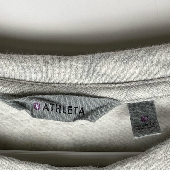 Athleta Pacific Pullover Wool Blend Sweatshirt Size Medium Gray Fuzzy Crew Neck - Picture 4 of 8